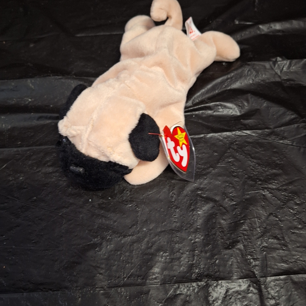 Ty Beanie Baby Pug Plush - Beige and Black with Red Tag